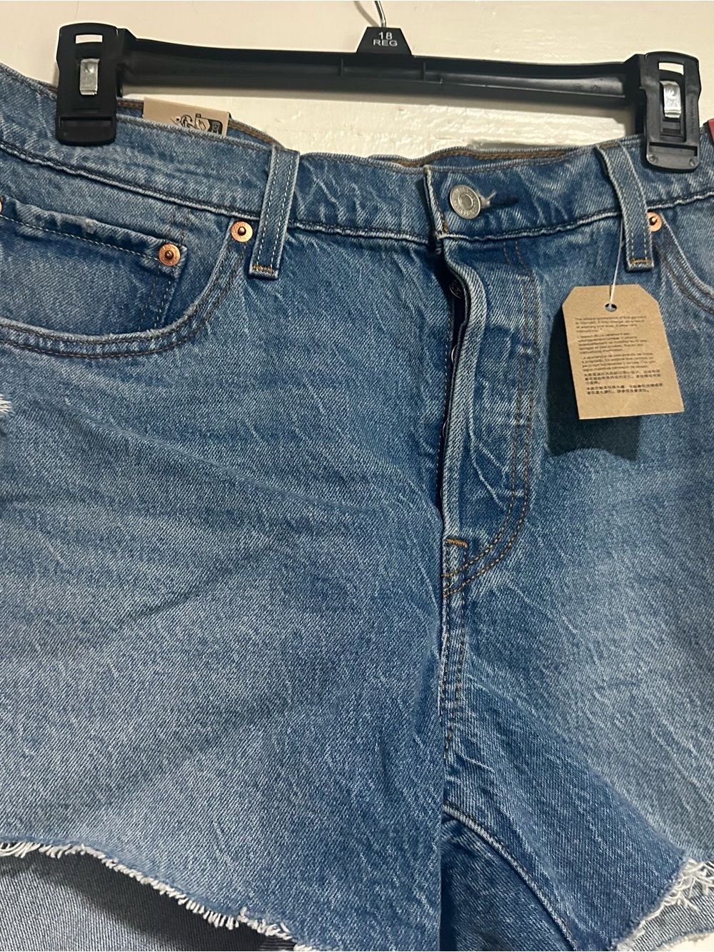 Levi's Medium Blue Midrise Women’s Shorts